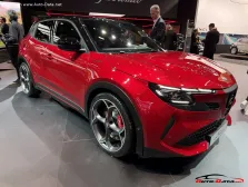 2024 Alfa Romeo Alfa Romeo Junior Veloce 54 kWh (282 bg) Electric 4