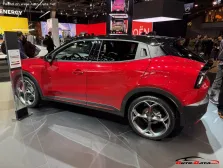 2024 Alfa Romeo Alfa Romeo Junior Veloce 54 kWh (282 bg) Electric 6