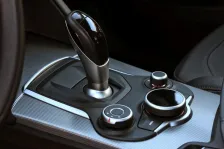 2017 Alfa Romeo Alfa Romeo Stelvio 2.2d (210 bg) AWD Automatic 6