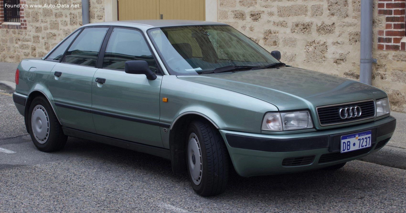 1990 Audi 80 2.0 E 16V (137 bg) Automatic