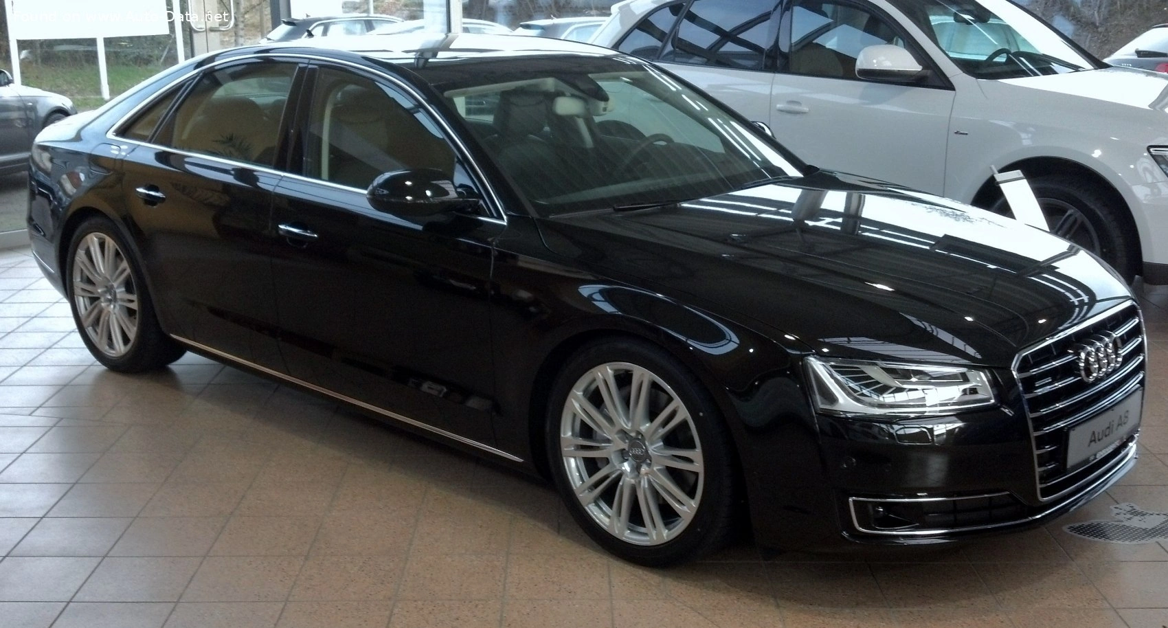 Audi A8 A8 (D4,4H facelift 2013)
