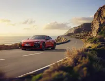 Audi 105 kWh (585 bg) quattro (2025)