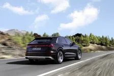 Audi 60 TFSI e V6 (490 bg) Plug-in Hybrid quattro tiptronic (2023)