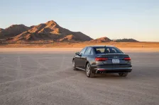2019 Audi S4 3.0 TFSI V6 (354 bg) quattro tiptronic 4