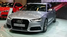 Audi 4.0 TFSI V8 (450 bg) quattro S tronic (2016)