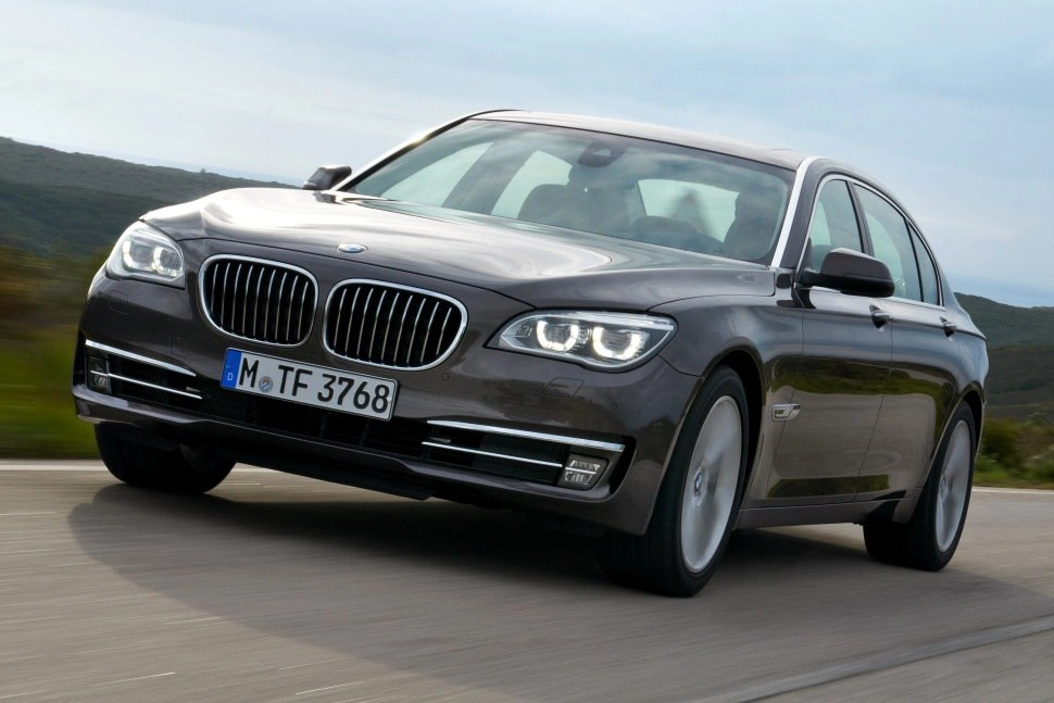 BMW 7 Serisi 7 Serisi Long (F02 LCI, facelift 2012)
