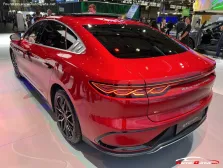 2022 BYD Han 60.5 kWh (204 bg) Electric 5