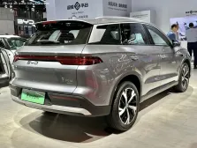 2024 BYD Song DM-i 1.5L 18.3 kWh (163 bg) Plug-in Hybrid E-CVT 2