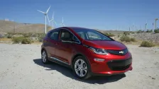Chevrolet 66 kWh (200 bg) (2016)