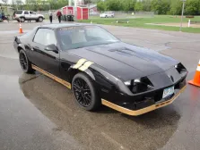 1982 Chevrolet Camaro 5.7 V8 TPI (230 bg) Automatic 7
