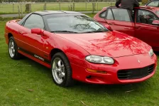 1998 Chevrolet Camaro SS 5.7 i V8 (325 bg) 3