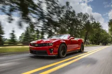 2011 Chevrolet Camaro ZL1 6.2 Supercharged V8 (580 bg) 7