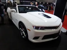 2013 Chevrolet Camaro 6.2 V8 (400 bg) 1
