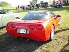 1997 Chevrolet Corvette 5.7 i V8 16V (355 bg) 8