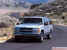 1991 Chevrolet Suburban 7.4 i V8 4WD (290 bg) 7