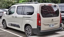 2018 Citroen Berlingo 1.2 PureTech (131 bg) Automatic 7 Seat 2