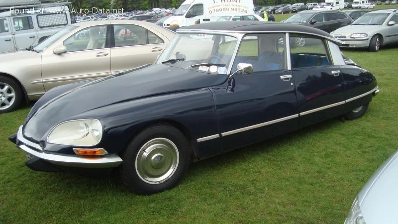 1967 Citroen DS 21 ie (125 bg)