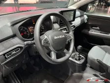 2022 Dacia Jogger 1.0 TCe (110 bg) 7 Seat 8