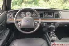 1999 Ford Crown Victoria 4.6 i V8 LX Sport (238 bg) 5