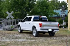 2018 Ford F-Series F-100/F-150 5.0 V8 (395 bg) 4x4 Automatic 4