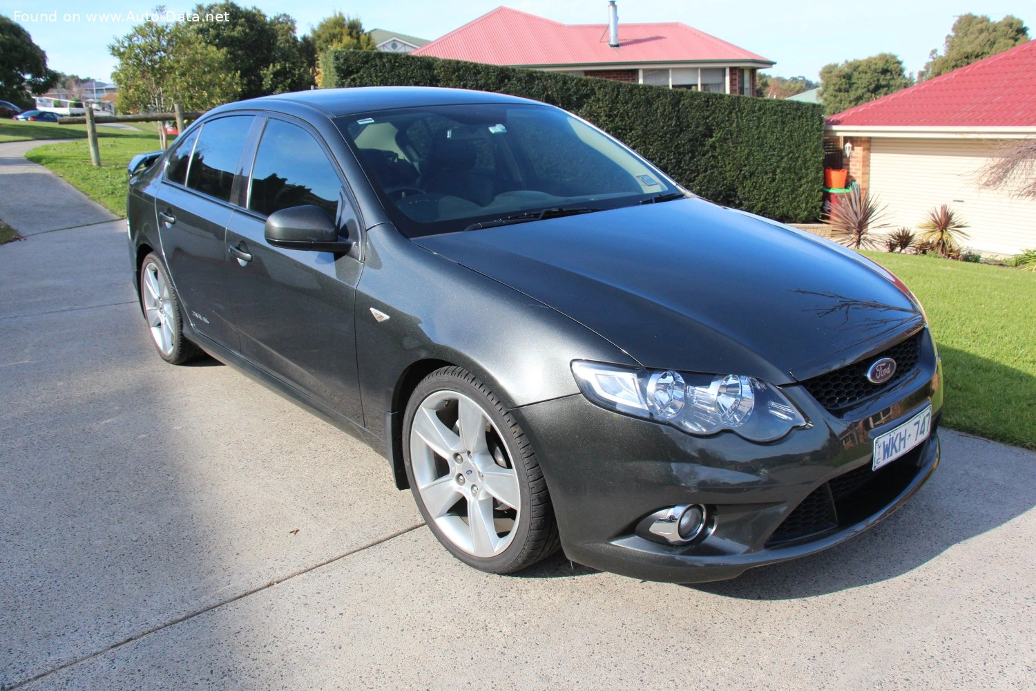 2008 Ford Falcon 4.0 DI-VCT (265 bg) 6 Automatic