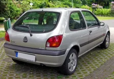 1999 Ford Fiesta 1.6 16V Sport (103 bg) 4