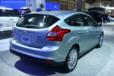 2013 Ford Focus 23 kWh (145 bg) Electric 4