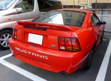 1993 Ford Mustang 4.6 V8 Cobra (305 bg) 6