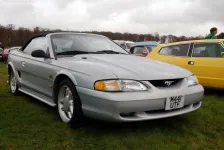 1993 Ford Mustang 4.6 V8 GT (263 bg) 1