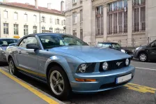 2005 Ford Mustang 4.6 i V8 24V (304 bg) 3