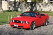 2005 Ford Mustang 4.6 i V8 24V (304 bg) 6