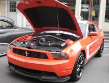 2009 Ford Mustang GT 5.0 V8 (412 bg) 7