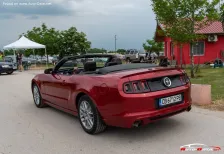 2012 Ford Mustang 3.7 V6 (305 bg) 2