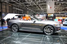 2015 Ford Mustang 3.7 V6 (304 bg) 4