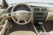 1995 Ford Taurus 3.0 V6 (145 bg) Automatic 7