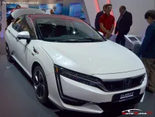 Honda (174 bg) Fuel Cell Automatic (2016)