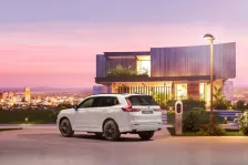 2022 Honda CR-V 2.0L (184 bg) Plug-in Hybrid e-CVT (China) 5