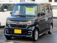 2017 Honda N-Box 0.7i (58 bg) CVT 4