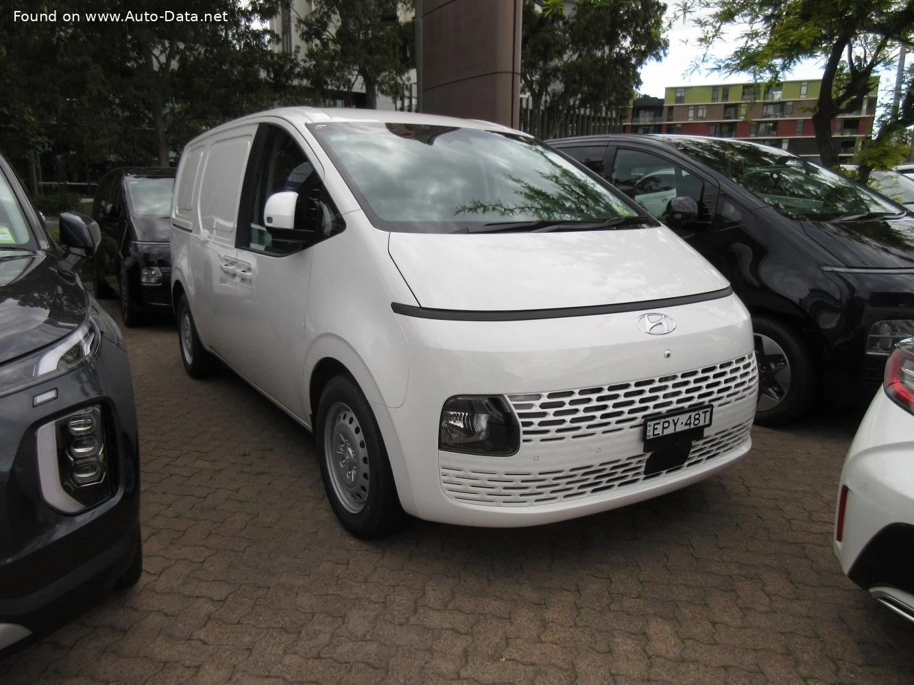 Hyundai Staria Staria-Load