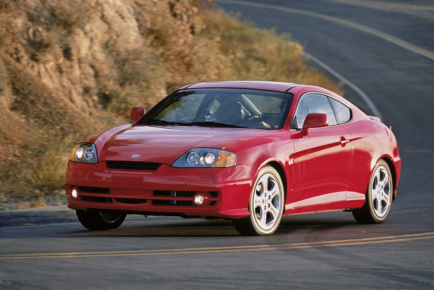 2002 Hyundai Tiburon GT 2.7 V6 (172 bg) Manual 5-speed