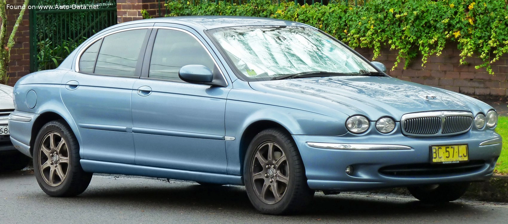 Jaguar X-type X-type (X400)