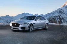 2015 Jaguar XF 2.0 (300 bg) AWD Automatic 1