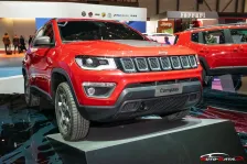 Jeep 1.3 (190 bg) Plug-in Hybrid 4xe Automatic (2017)
