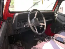 1987 Jeep Wrangler 2.5 i (121 bg) 7