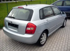 2004 Kia Cerato 1.6 (105 bg) Automatic 2
