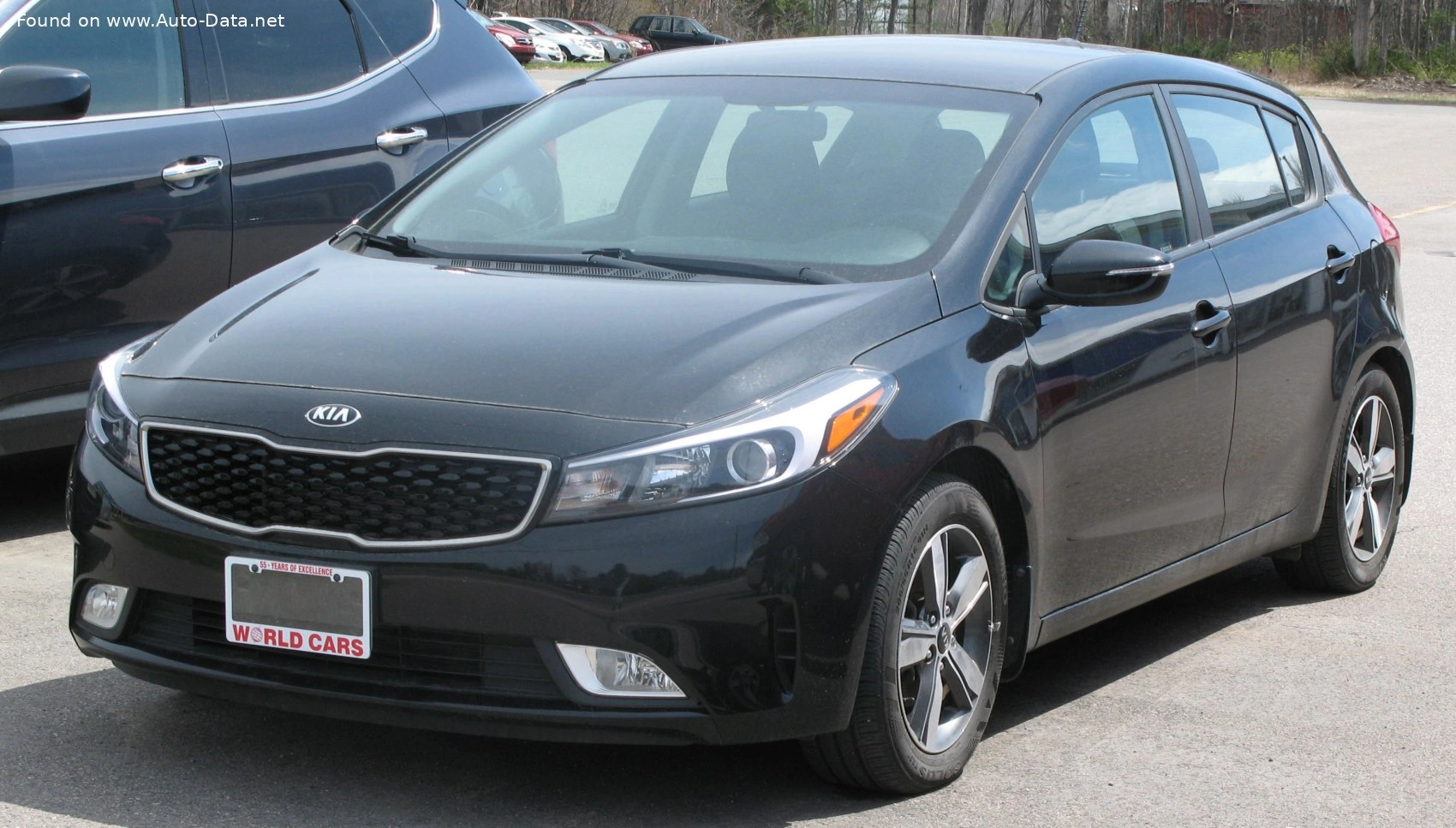 Kia Forte Forte5 II (facelift 2017)