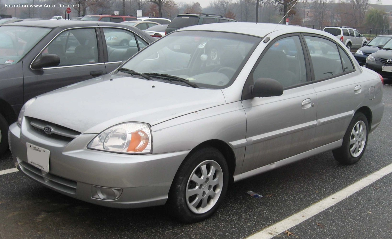 Kia Rio Rio I Sedan (DC, facelift 2002)