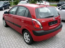 2005 Kia Rio 1.4 i 16V (97 bg) 2
