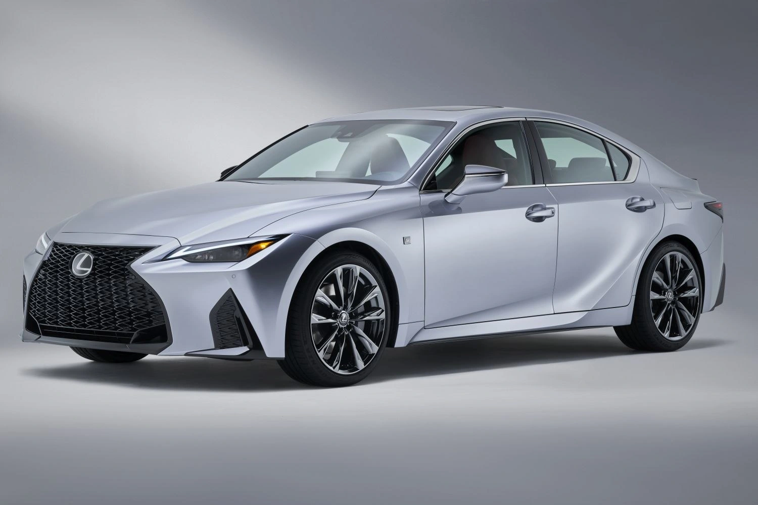 2020 Lexus IS 300h (223 bg) Hybrid e-CVT