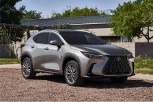 Lexus 250 (203 bg) AWD ECT-i (2021)